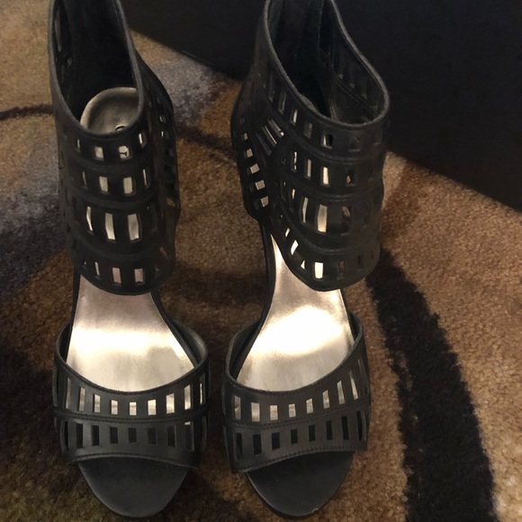 Guess heels - Picture 2 of 4